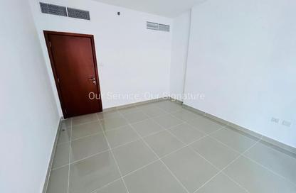 Apartment - 2 - 2 for rent in Al Mamzar Tower - Al Mamzar - Sharjah - Sharjah