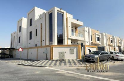 Villa - 4 - 6 for rent in Al Zaheya Gardens - Al Zahya - Ajman