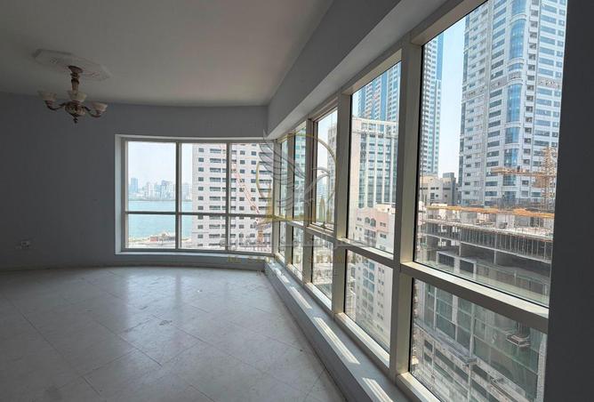 135648573 - Property Main Image