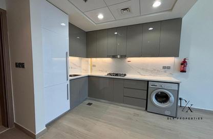 Apartment - 2 Bedrooms - 2 Bathrooms for rent in Azizi Riviera 21 - Azizi Riviera - Meydan One - Meydan - Dubai