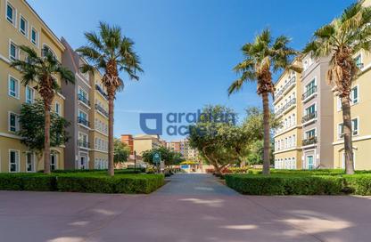 شقة - 2 غرف نوم - 3 حمامات للبيع في مبنى 113 - طراز حديث - ديسكفري جاردنز - دبي