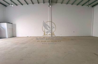 Warehouse - Studio - 1 for rent in Al Jlail - Al Sajaa - Sharjah