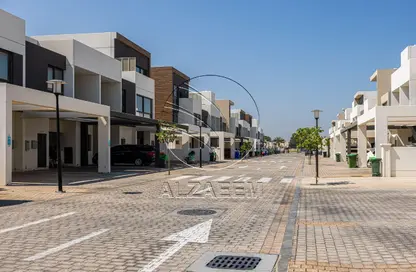 تاون هاوس - 3 غرف نوم - 4 حمامات للايجار في فاية حدائق بلووم - بلوم جاردنز - شارع السلام - أبوظبي