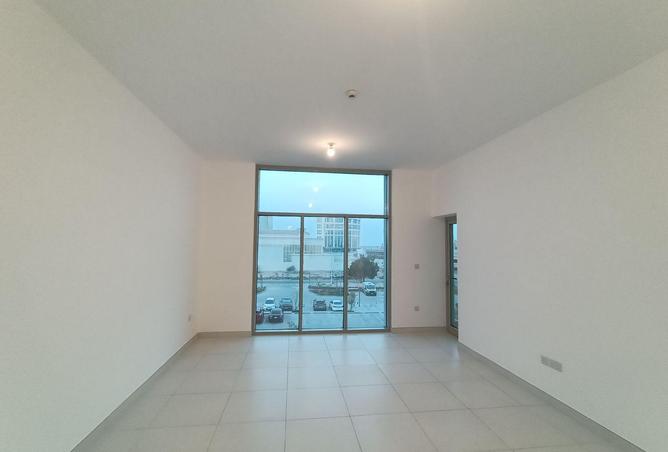 104704402 - Property Main Image