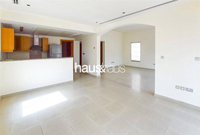 70691923 - Property Image 3