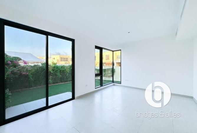 83243551 - Property Image 3