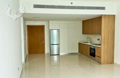 Apartment - 1 - 1 for rent in Beach Vista - Emaar Beachfront - Dubai Harbour - Dubai