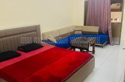 Apartment - Studio - 1 Bathroom for rent in Qasimia 13 building - Al Nad - Al Qasimia - Sharjah Apartment - Studio - 1 Bathroom for rent in Qasimia 13 building - Al Nad - Al Qasimia - Sharjah