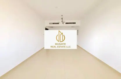 شقة - غرفة نوم - 2 حمامات للايجار في مبنى مويلح - مويلح - الشارقة