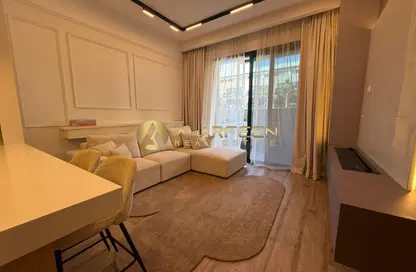 شقة - غرفة نوم - 2 حمامات للبيع في أوكلي سكوير ريزيدنس - منطقة 11 - قرية جميرا الدائرية - دبي