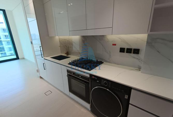 54402644 - Property Image 2