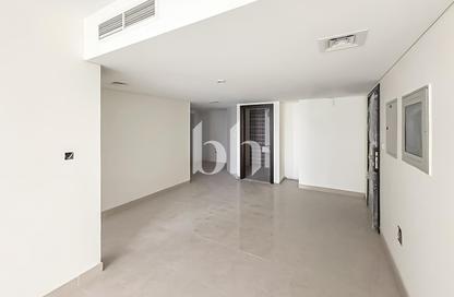 Apartment - 1 Bedroom - 1 Bathroom for sale in Wind Tower 1 - JLT Cluster B - Jumeirah Lake Towers - Dubai