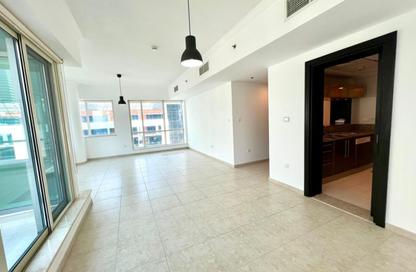 Apartment - 1 Bedroom - 1 Bathroom for rent in Al Majara 2 - Al Majara Towers - Dubai Marina - Dubai Apartment - 1 Bedroom - 1 Bathroom for rent in Al Majara 2 - Al Majara Towers - Dubai Marina - Dubai
