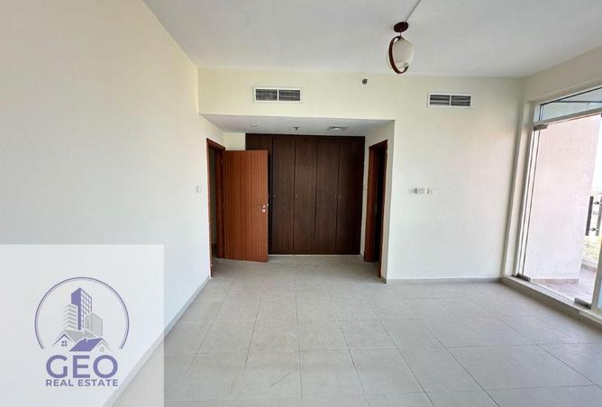 16300803 - Property Image 2