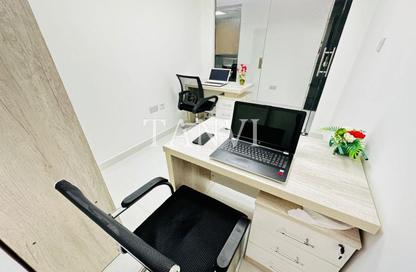 Office Space - Studio - 1 Bathroom for rent in Silver Home Building - Hor Al Anz - Deira - Dubai