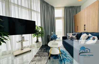Apartment - Studio - 1 Bathroom for rent in Oasis 2 - Oasis Residences - Masdar City - Abu Dhabi