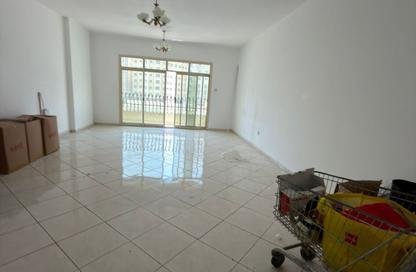 Apartment - 3 Bedrooms - 3 Bathrooms for rent in Al Majaz 3 - Al Majaz - Sharjah