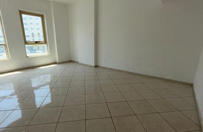 Apartment - 3 Bedrooms - 3 Bathrooms for rent in Al Majaz 3 - Al Majaz - Sharjah Apartment - 3 Bedrooms - 3 Bathrooms for rent in Al Majaz 3 - Al Majaz - Sharjah