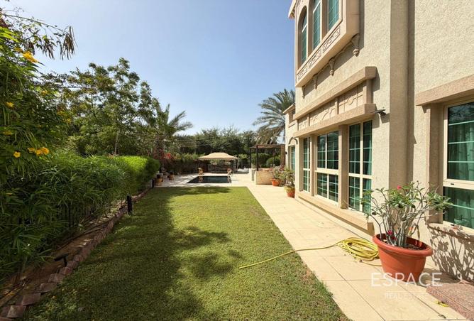 74236107 - Property Image 3