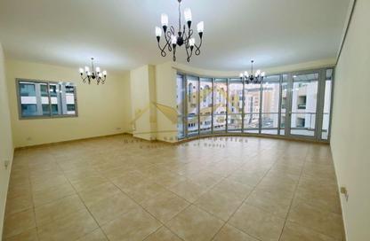 Apartment - 2 Bedrooms - 3 Bathrooms for rent in Al Mankhool - Bur Dubai - Dubai