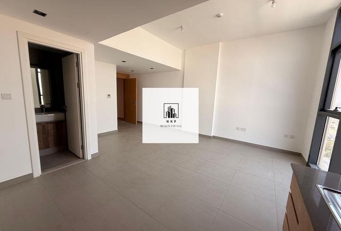 92707386 - Property Main Image