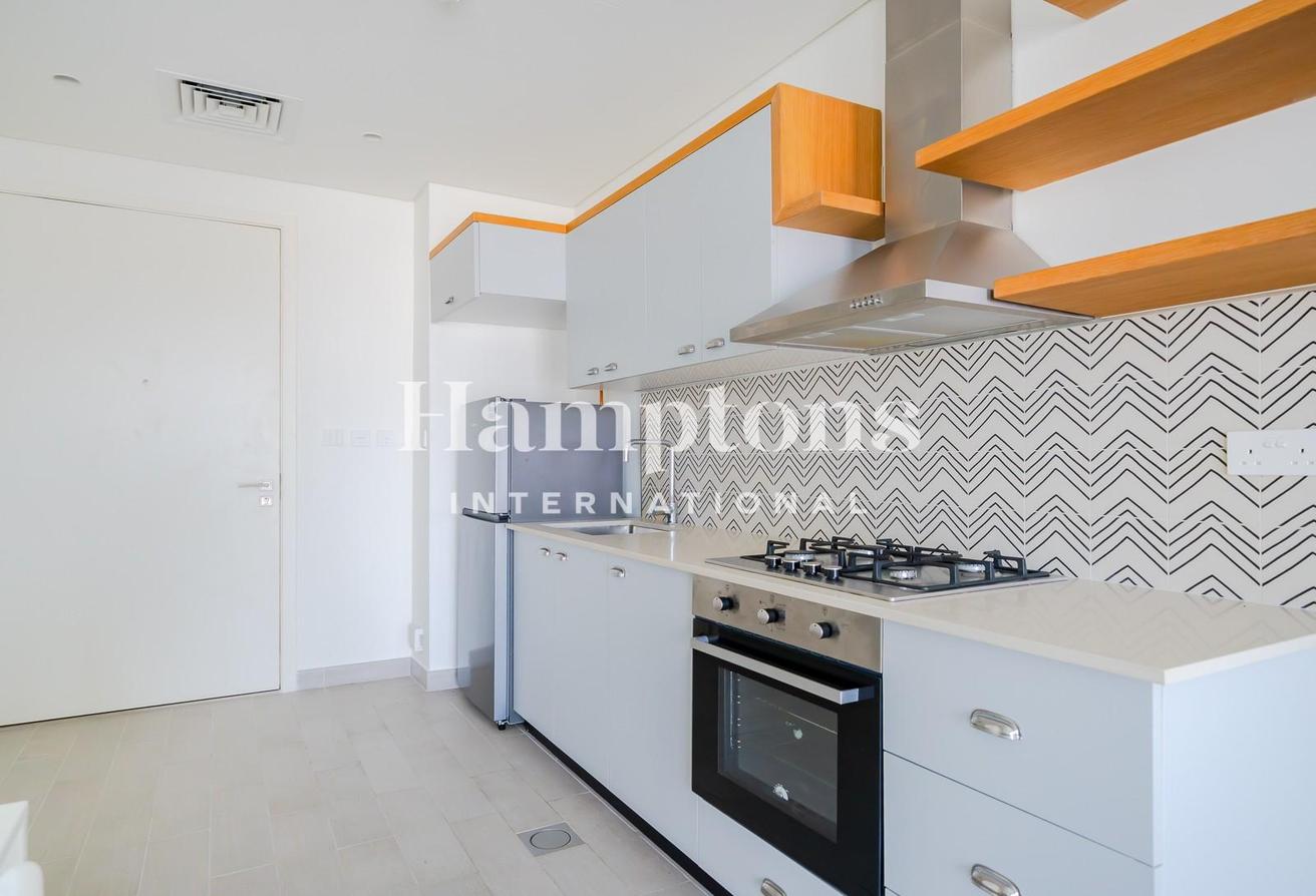 Fully Furnished | Community View | Vacant photo 17