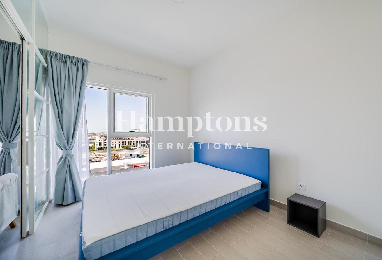 Fully Furnished | Community View | Vacant photo 3