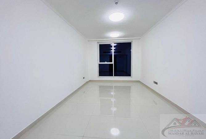 83641374 - صورة العقار 3
