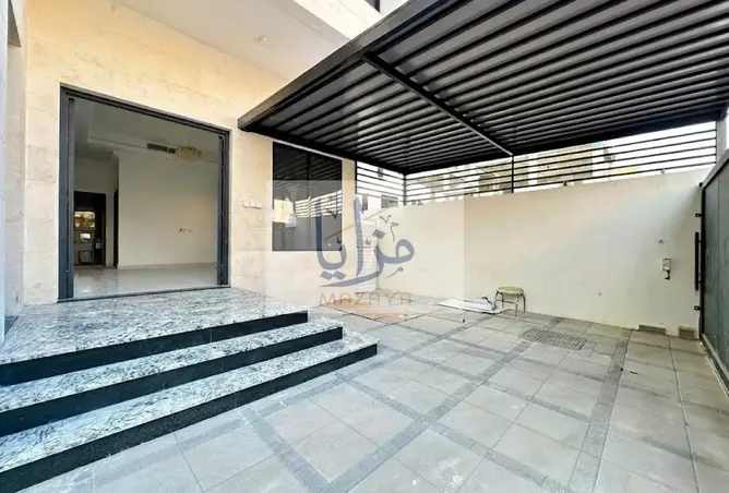145538102 - Property Image 3