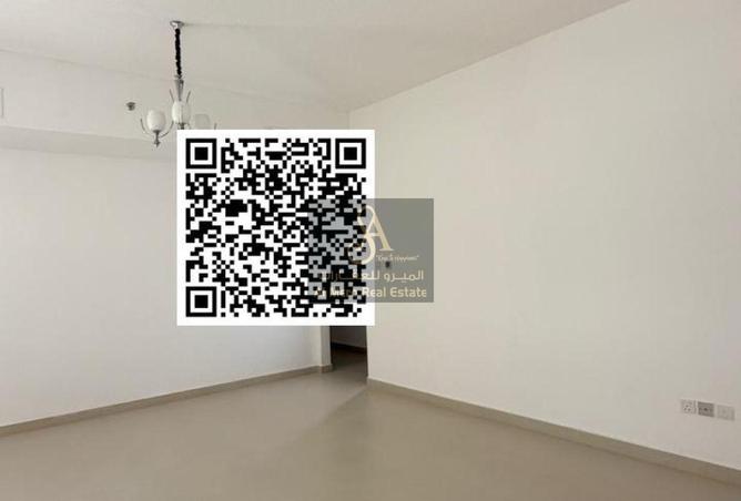 104696083 - Property Image 3