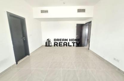 Apartment - 1 Bedroom - 2 Bathrooms for rent in Majestic Tower - Al Taawun Street - Al Taawun - Sharjah