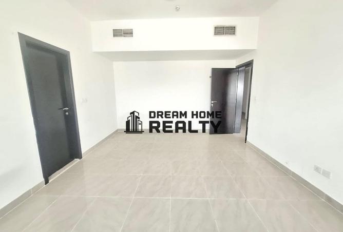 78188302 - Property Image 3