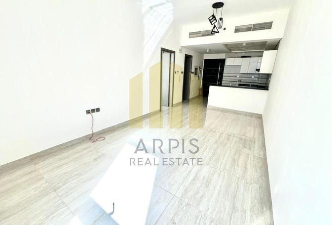 96537443 - Property Image 2