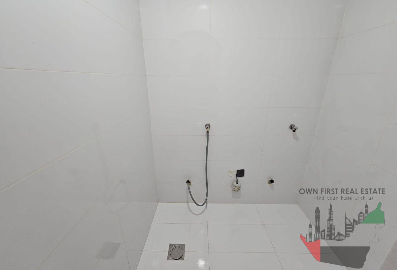 Brand New 5BR | Classic Villa | Prime Location photo 23