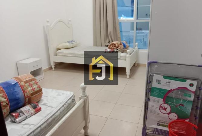 72725345 - Property Image 3