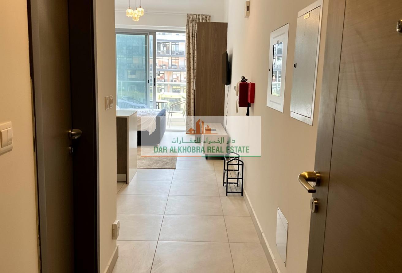 Ready to Move in | Furnished | JVC District 11 photo 5