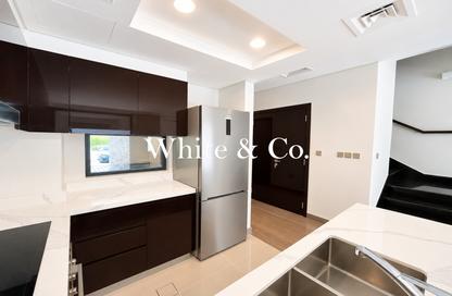 Townhouse - 4 - 4 for rent in The Legends - Damac Hills - Dubai Townhouse - 4 - 4 for rent in The Legends - Damac Hills - Dubai