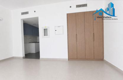 Apartment - Studio - 1 Bathroom for rent in Living Garden 2 - District 14 - Jumeirah Village Circle - Dubai
