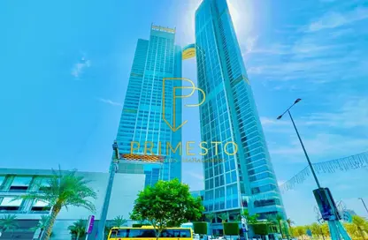 Apartment - 4 Bedrooms - 5 Bathrooms for rent in Nation Towers - Corniche Road - Abu Dhabi