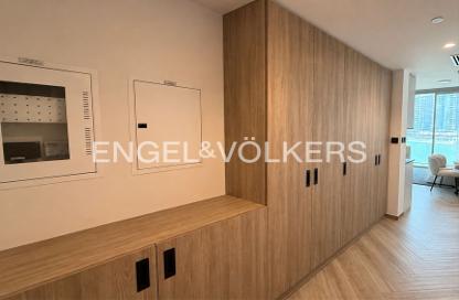 Apartment - 1 Bedroom - 1 Bathroom for sale in Peninsula Three - Peninsula - Business Bay - Dubai