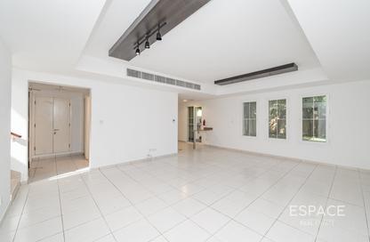 Villa - 3 Bedrooms - 3 Bathrooms for sale in Springs 15 - The Springs - Dubai