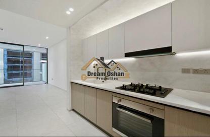 Apartment - Studio - 1 for rent in Binghatti Ivory - Dubai Healthcare City 2 - Al Jaddaf - Dubai Apartment - Studio - 1 for rent in Binghatti Ivory - Dubai Healthcare City 2 - Al Jaddaf - Dubai