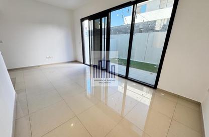 Townhouse - 2 Bedrooms - 4 Bathrooms for rent in Nasma Residence - Al Tai - Sharjah