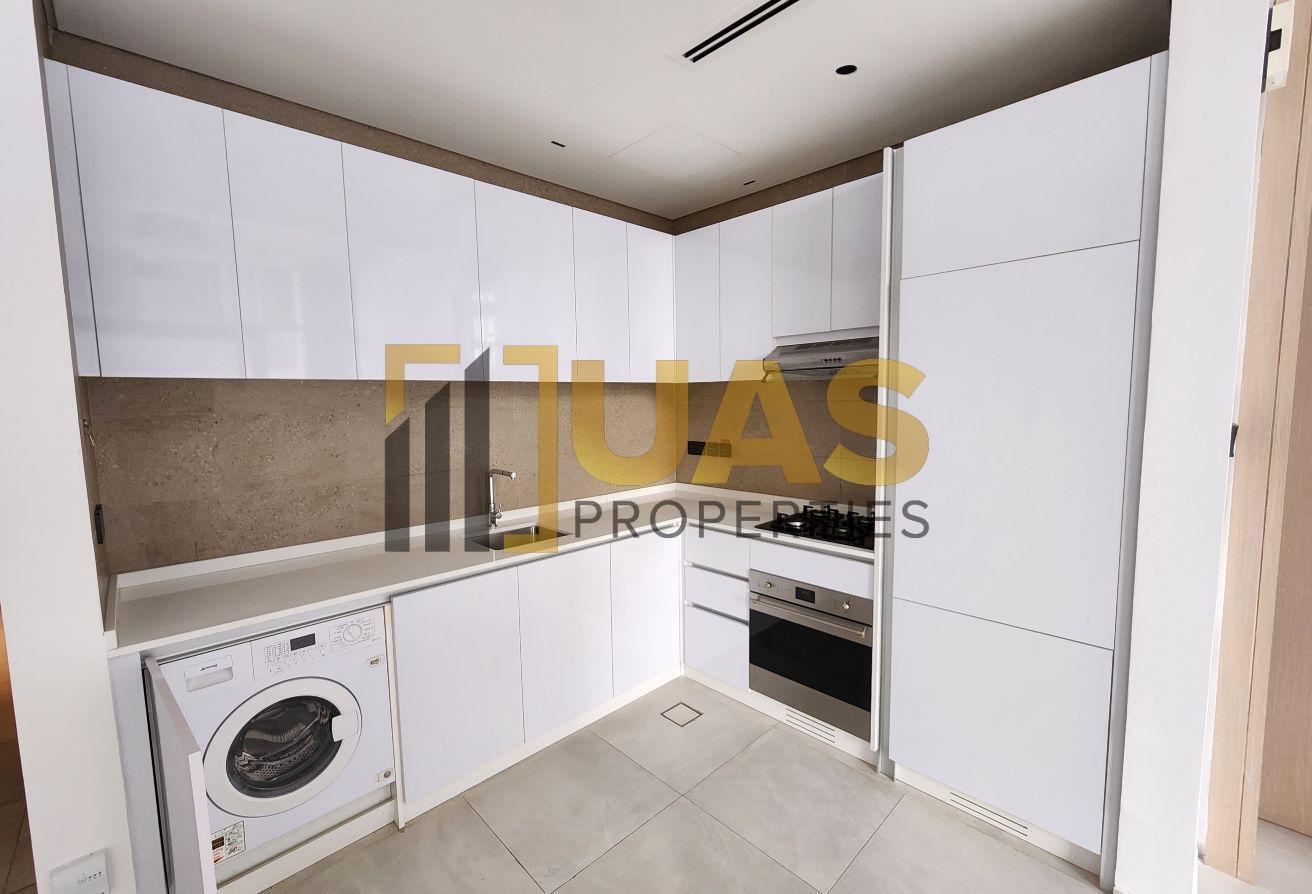 1 BR Apartment in Al Satwa with Landmark View photo 18
