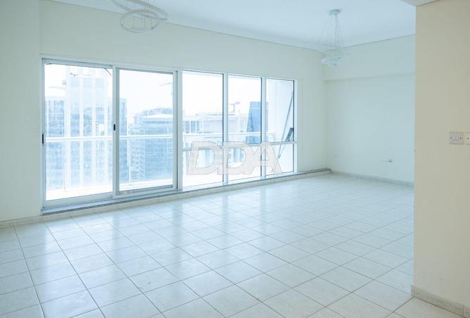 HIGH FLOOR | 3BR FAMILY HOME | LAKE VIEW | JLT photo 2