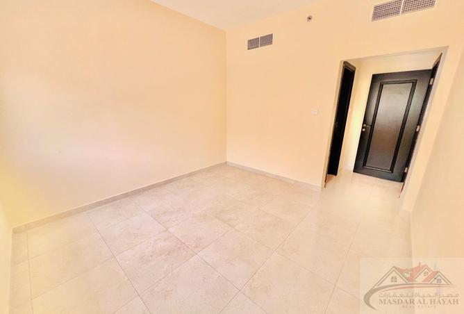 87466093 - Property Image 3