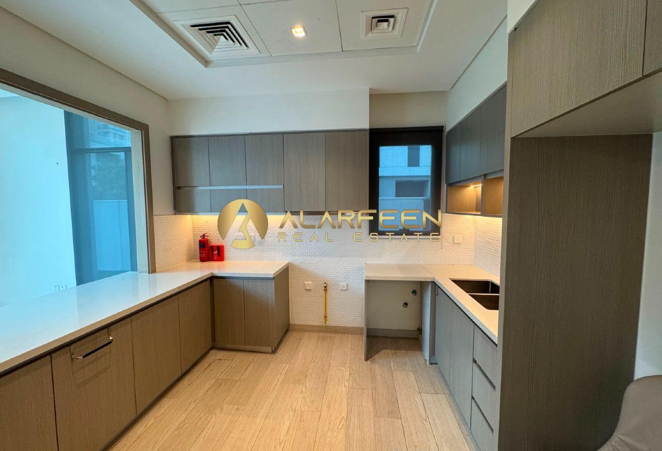 Spacious 4BR + Maid | Park View | Corner Villa photo 15