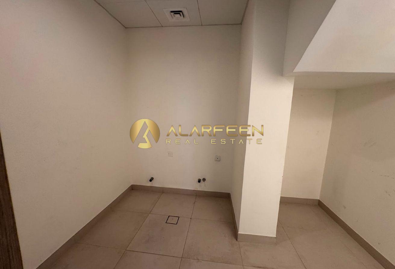 Spacious 4BR + Maid | Park View | Corner Villa photo 13