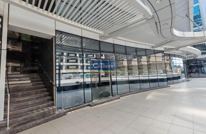 Retail - Studio for rent in Al Jimi Avenue - Al Khalidiya - Abu Dhabi