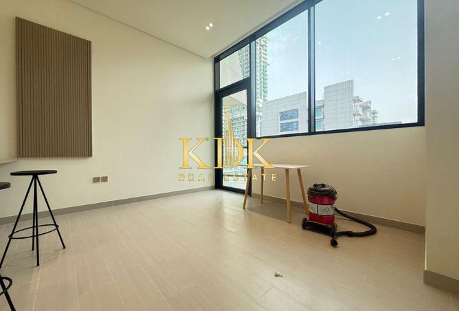 73842702 - صورة العقار 2